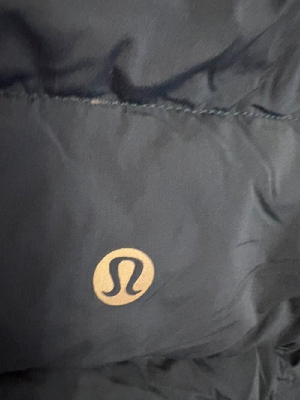Lululemon Down for it All Hooded Puffer Jacket in Blue, Size 10 - Picture 5 of 7